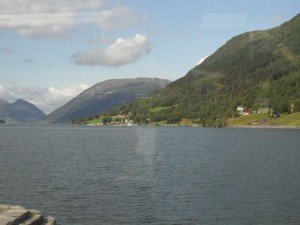 2014 Norwegen 8 Landschaft am Fjord3